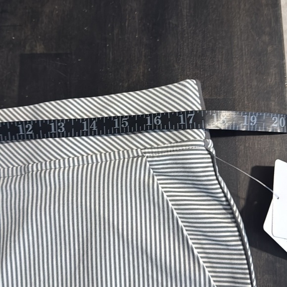 Athleta Gray Brooklyn Textured Ankle Pant Size 16 NWT Travel Tech Pant - Picture 7 of 9